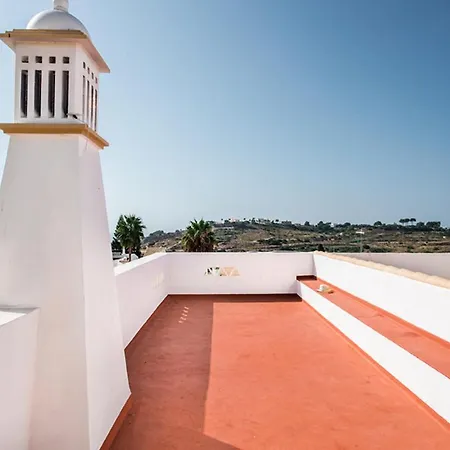 Vila Jonas *